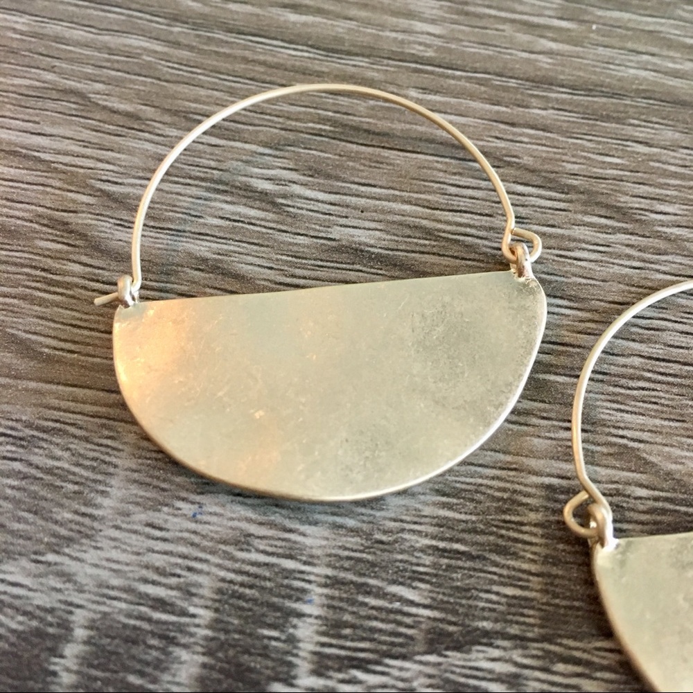 Anthropologie Rylan Crescent Hoop Earrings - Picture 6 of 7